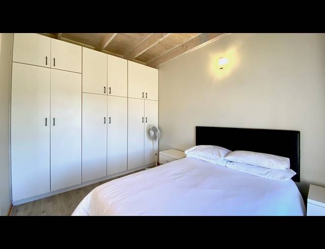 3 BEDROOM HOUSE FOR SALE IN GOLDEN MILE